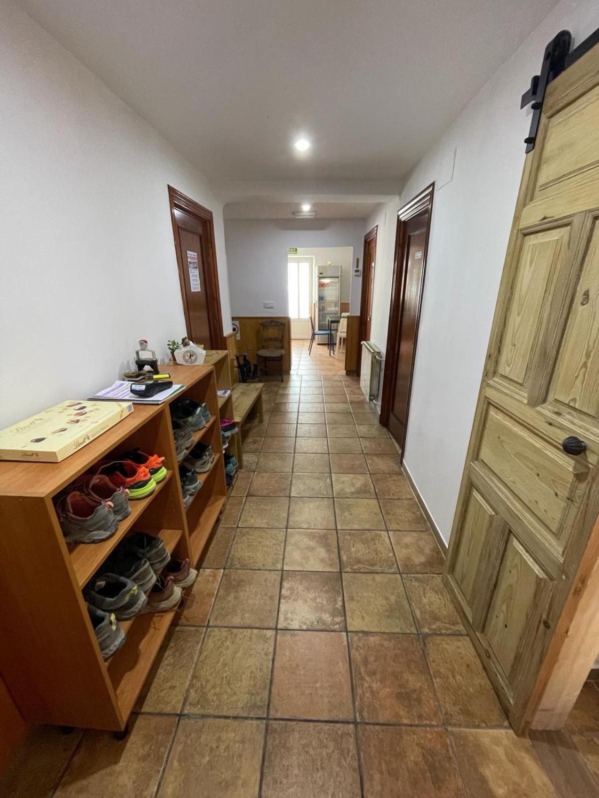 Albergue El Alfar/Pilgrim Hostel Hornillos del Camino Exterior photo
