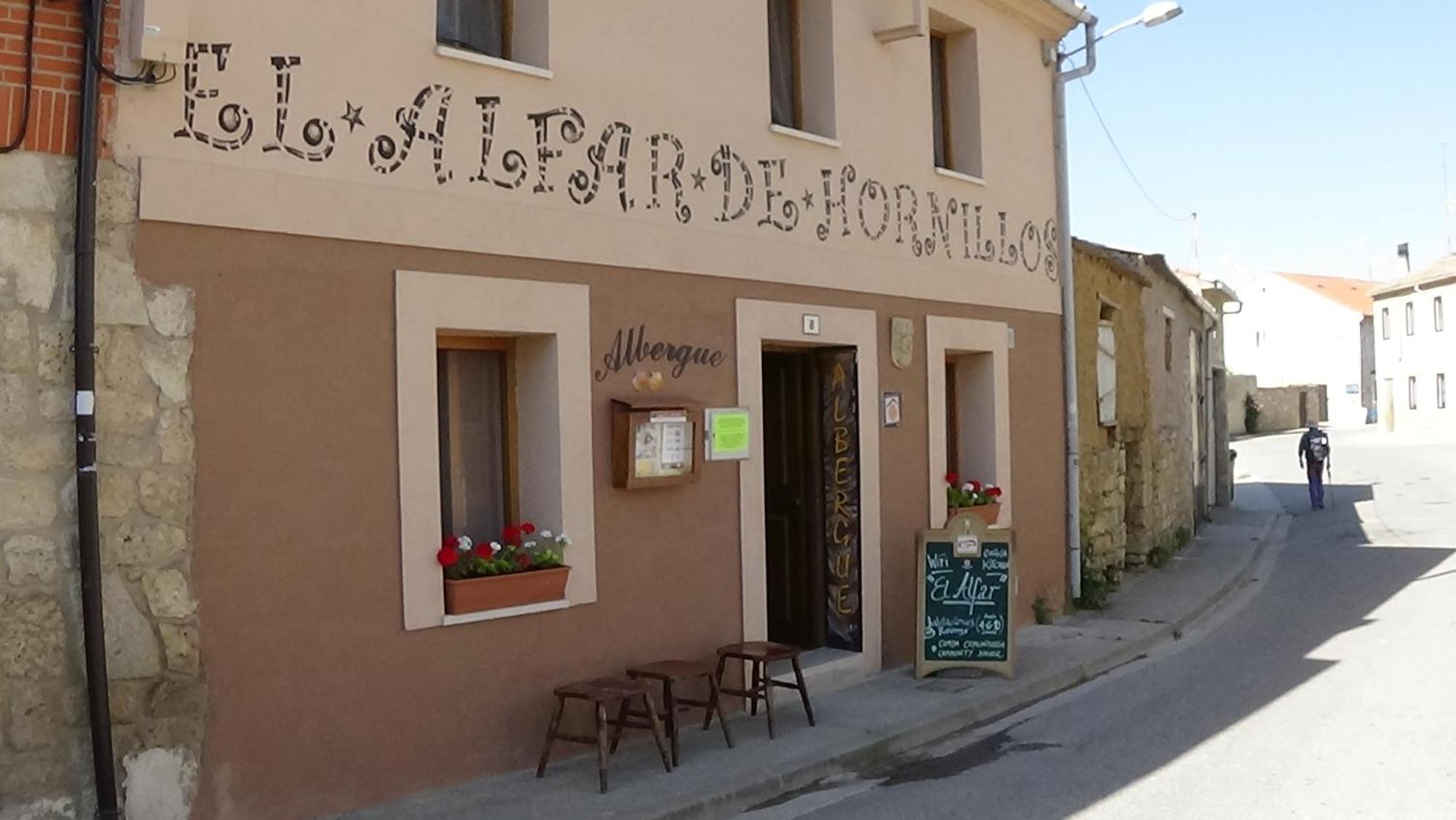 Albergue El Alfar/Pilgrim Hostel Hornillos del Camino Exterior photo